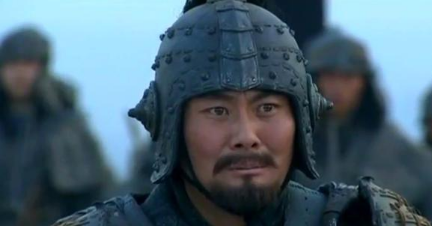 曹丕之所以要杀曹洪，主要是因为哪三个原因导致的？