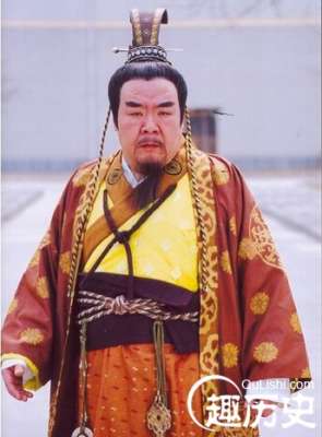 历史上的杨素为什么不自己称帝？