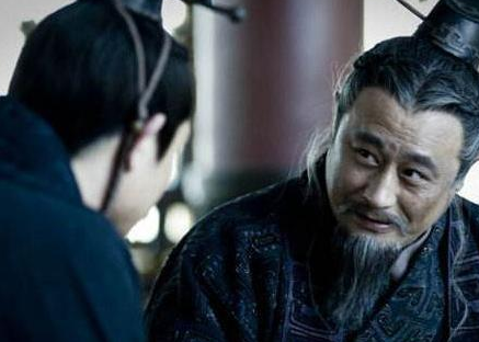 秦始皇死后 丞相李斯为什么会选择秘不发丧