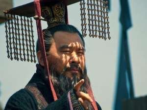 关羽和曹操的私人关系为何如此暧昧 关羽为什么被迫加入曹操