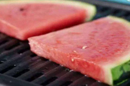 古代有西瓜吃吗？西瓜是什么时候怎么传入国内的？