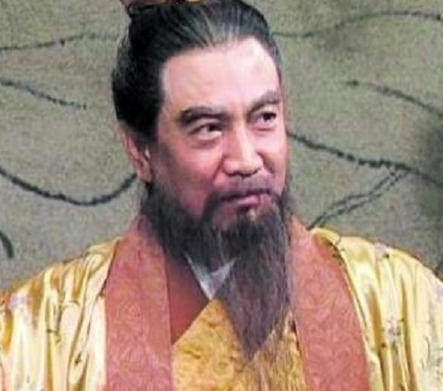 关羽和曹操的私人关系为何如此暧昧 关羽为什么被迫加入曹操