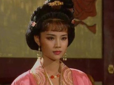 武则天让上官婉儿家破人亡 武则天为什么还敢将上官婉儿带在身边