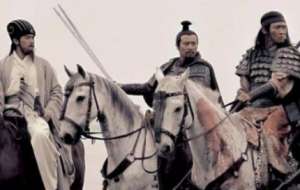 曹操已经位极人臣了，他为何还会将女儿嫁给汉献帝？