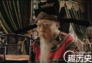 明朝哪两位奸臣让严嵩都不愿与其同朝为官