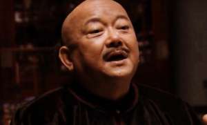 嘉庆为何急于解决和珅？只因他的皇位受到了极大的威胁