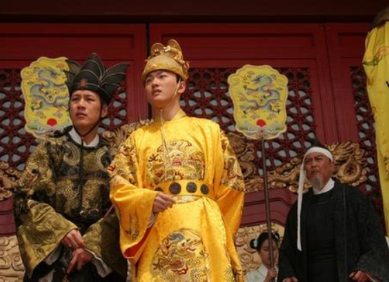 高拱为何能登上权力巅峰？他又为何会跌落神坛？