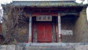 昼锦堂为北宋宰相韩琦所修建，它是根据哪句话而得名的？