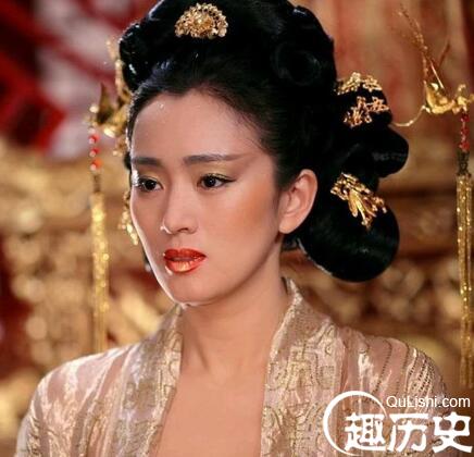 弑兄夺嫂费劲心机登上皇位，荒淫八年最终一命呜呼