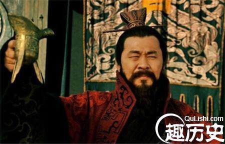 周瑜赤壁之战大败后曹操为何还成了千古罪人？