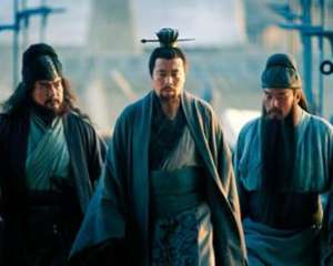 历史上刘备选择定居的原因是什么？有何影响？