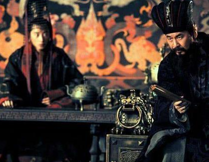 东汉末年皇帝已经沦为傀儡了 挟天子真的可以令诸侯吗