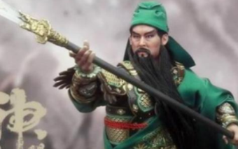 关羽为何穿着&ldquo;戏子&rdquo;才穿的绿色的衣服呢？