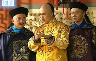 乾隆皇帝不是一个明君吗 乾隆为何会放着和珅这个贪官不办
