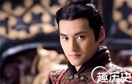 他打破了废太子不得善终的命运 新皇还对他很好