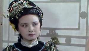 王熙凤都小月了，为什么还如此劳心劳力的工作？