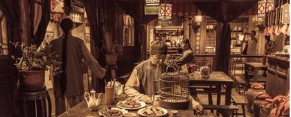 影视剧中的主角放下银子就走，店小二为何从来也不数？