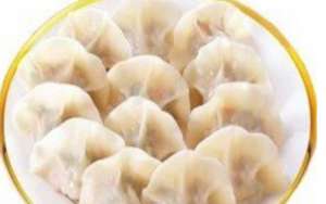 对于饺子的来历，古代在史料和民间传说上有何记载？