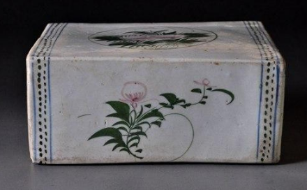 古代的枕头为什么是硬的？使用瓷枕有哪些好处？