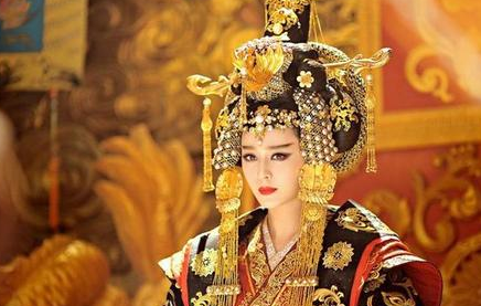 章献明肃皇后简介：在宋朝临朝称制，常与吕雉、武则天并称