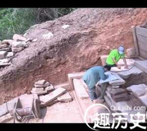 市考古人员在郏县发掘一汉代古墓