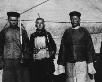 多疑寡断的咸丰,让曾国藩组建湘军的目的是什么-