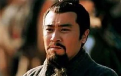 诸葛亮亲自带兵出征，最后又是怎么镇压了南部的叛乱？