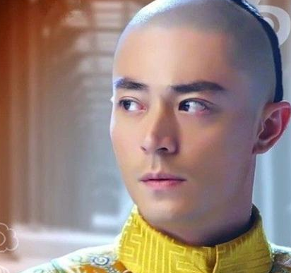 她身为雍正宠妃却多次陷害乾隆生母 乾隆登基后是怎么处理她的
