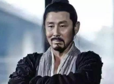樊哙为什么一见到韩信就下跪磕头？原因是什么