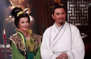 武则天称帝时67岁，她也有自己的后宫吗？