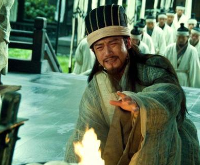 历史上的周瑜到底是怎么死的 周瑜真的是一个小气之人吗