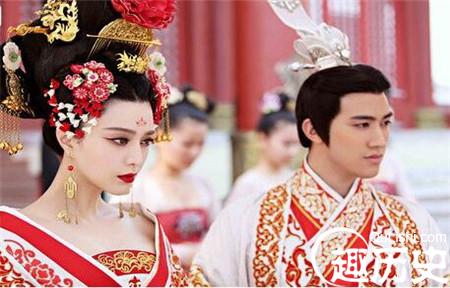 李治喜欢武则天到宁舍天下也不舍杀她的程度