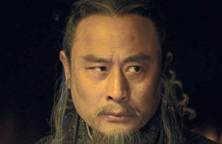 为什么李斯会沦落到被腰斩的下场？是什么导致他这样的？
