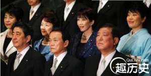 安倍执政满2年未“拜鬼” 称欲加强与中韩合作
